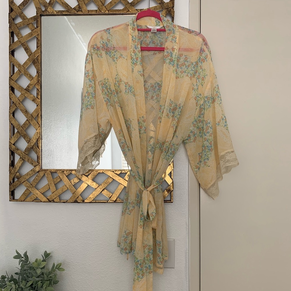 Floral robe